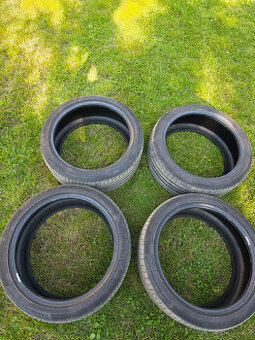 Continenal contisport 235/40 R18 na dojetí