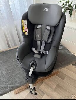 Britax römer dualfix m i-size