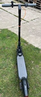 Elektrokoloběžka Ninebot Kickscooter F30E by Segway