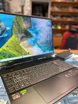 Herní notebook MSI Nitro 16
