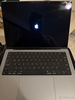 Macbook PRO M2 MAX. 96GB/1TB. Vyborny stav
