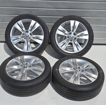 KOLA SKODA KAROQ SUPERB III 215/50R18 92W 18" ET45
