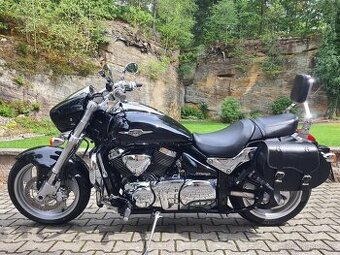 Suzuki Intruder M 1500 - SUPER VÝBAVA + NOVÁ SADA PNEU 163.0