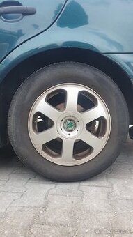 5x100 R15 s letním pneu