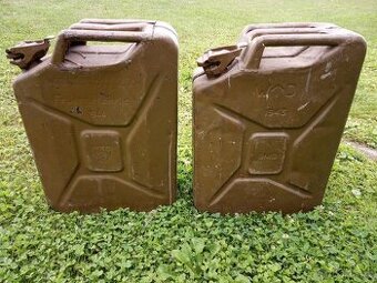 Plechové kanystry - 2. světová válka 1943 a1944