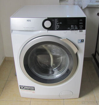 INVERTOROVÁ PARNÍ PRAČKA AEG - 8kg - 1600ot./min