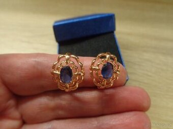 Náušnice s modrým krystalem