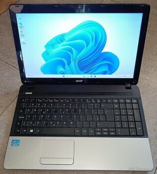 Acer TravelMate P253,i5-3230M,WIN 10,SSD 240GB,RAM 8GB,displ