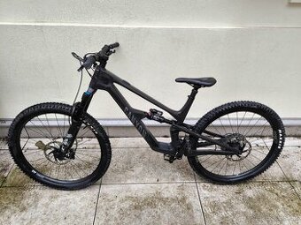 Canyon Spectral CF7 2025