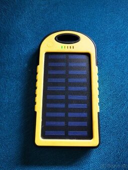 Solární powerbanka 5000mAh