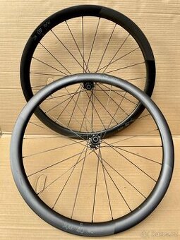 Kola Road/gravel JAVAX 40 RC DiscTubeless - 1460 g