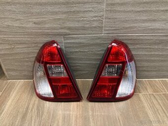 Renault Thalia - zadní světla - facelift.