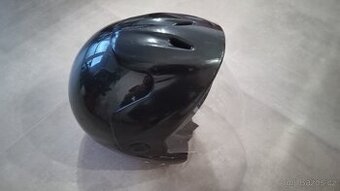 Helma moto otevřená