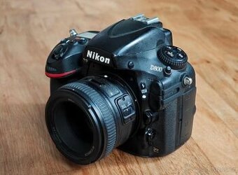 Nikon D800+2 objektivy