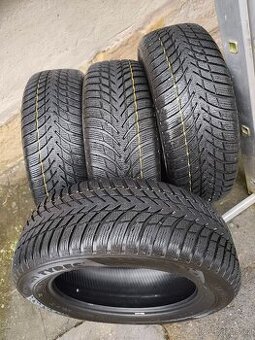 215/60 R17 96H NOKIAN Snowproof