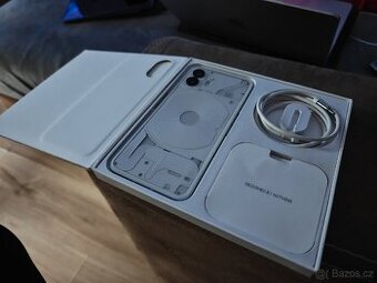 Nothing Phone 2 12+256 Bily