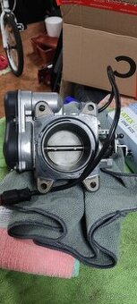 Kúpim škrtiacu klapku MERCEDES w124,w202
