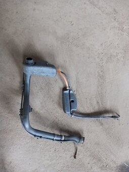 Hrdlo palivové nádrže Škoda favorit