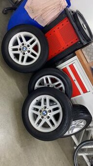 BMW originální alu kola 15” – 195/65 R15, sada 4 ks