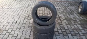 Pneu 215/55R17 Letní