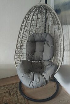 Prodám zavesne křeslo