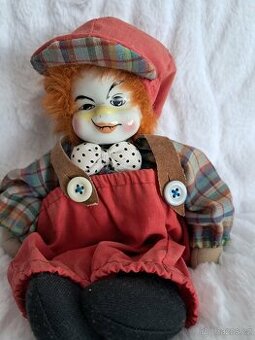 Porcelánová panenka -  klaun