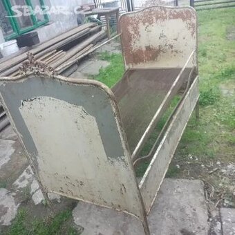 Dětská postylka retro