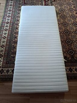 Matrace v dobrem stavu za odvoz