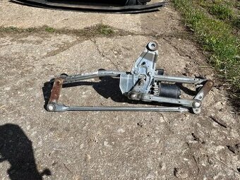 Motorek předních stěračů Passat B6