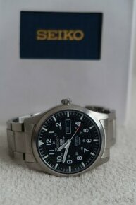 Seiko 5 Sports SNZG13 Field Watch Automat hodinky