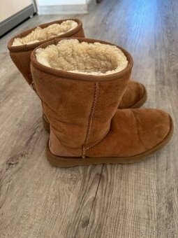 Válenky UGG, velikost 39