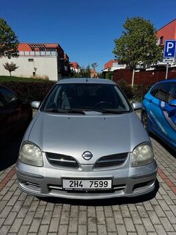 Nissan Almera Tino 1.8