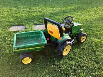 Elektrický Traktor John deer s vlečkou na baterie 12V
