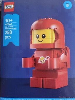 Lego 40767 Zvětšený malý astronaut + lego dareček