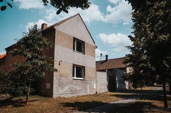 Rodinný dům na prodej - Slavětín nad Ohří