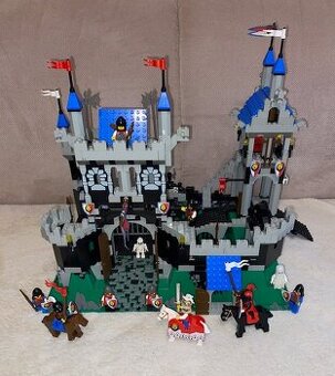 LEGO 6090 - Royal Knights Castle