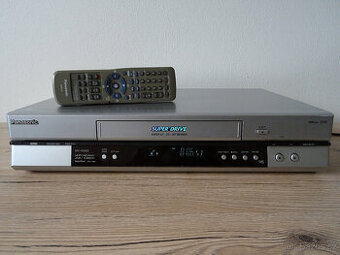 Špičkový videorekordér PANASONIC NV-HV60, 6 hlav,Hifi Stereo