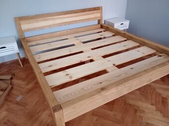 Manželská postel