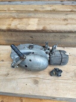 Motor Jawa 05