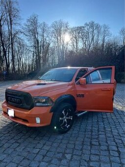 Dodge RAM 1500 Sport 5.7 V8 HEMI 4x4 59xxx km