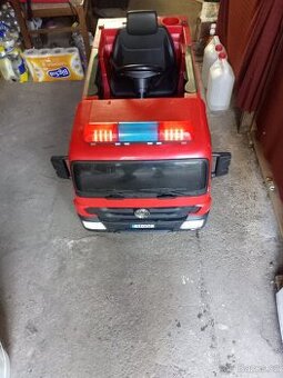 Dětské hasičské auto