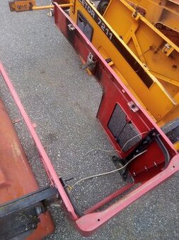 Kapota Zetor 6911,7211......