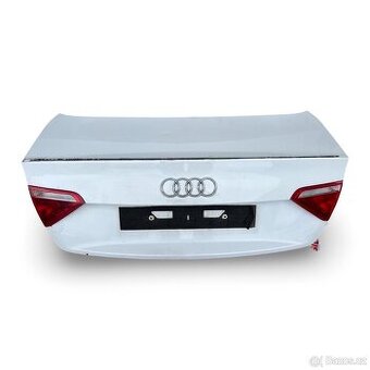 Páté dveře bíla metalíza LY9C Audi A5 Coupe r.v. 2009
