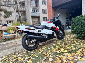 Honda CBR1000F