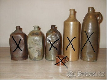 Kameninové nádoby, lžíce, vidličky, svícen, madonka a jiné