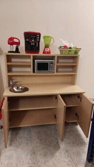 Kuchyňka dřevěná dětská+ vybavení