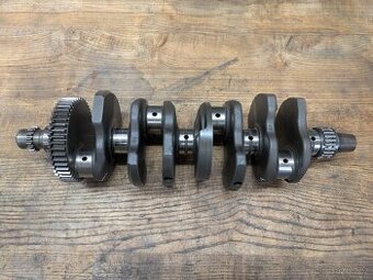 Kliková hřídel CBR900RR sc33