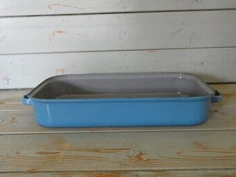 Modrý smaltovaný pekáč velký