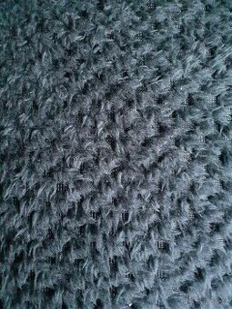 Dva stejné modré přehozy