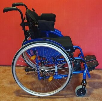 Dětský vozík Zippie Youngster 3 šířka sedu 33 cm